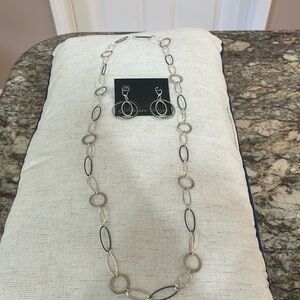 NWT Premier Designs Necklace and Earrings Set